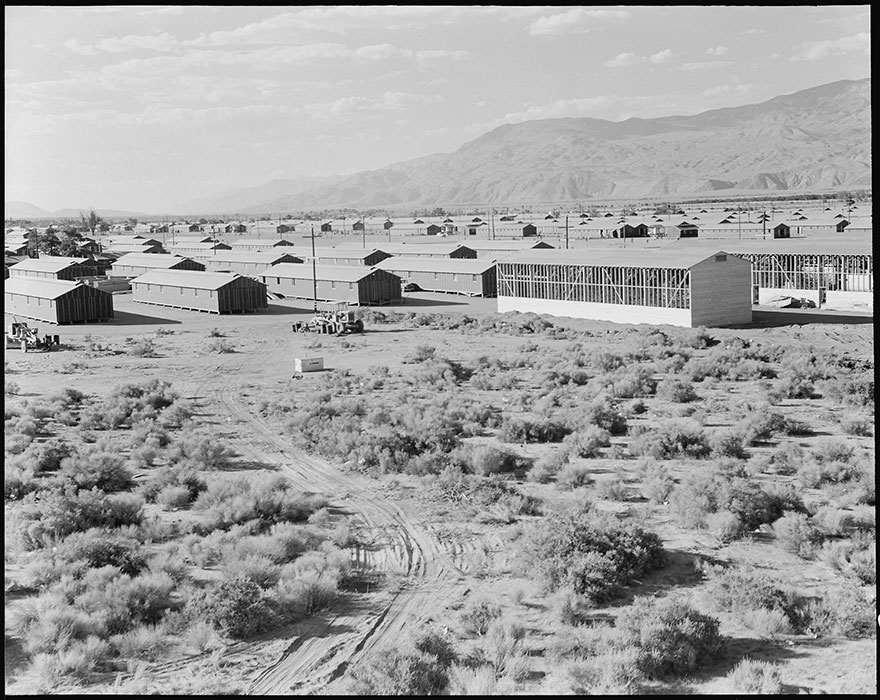 japanese-internment-camp-photos-dorothea-lange-5-5ca213ea5a0d3  880