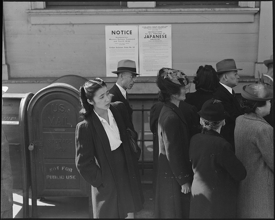 japanese-internment-camp-photos-dorothea-lange-31-5ca213c5381c7  880